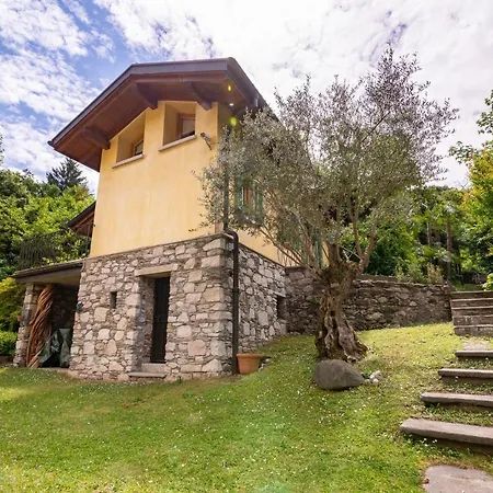 בית נופש The Dependance Of The Isabella By The Little River With Private Dedicated Parking *